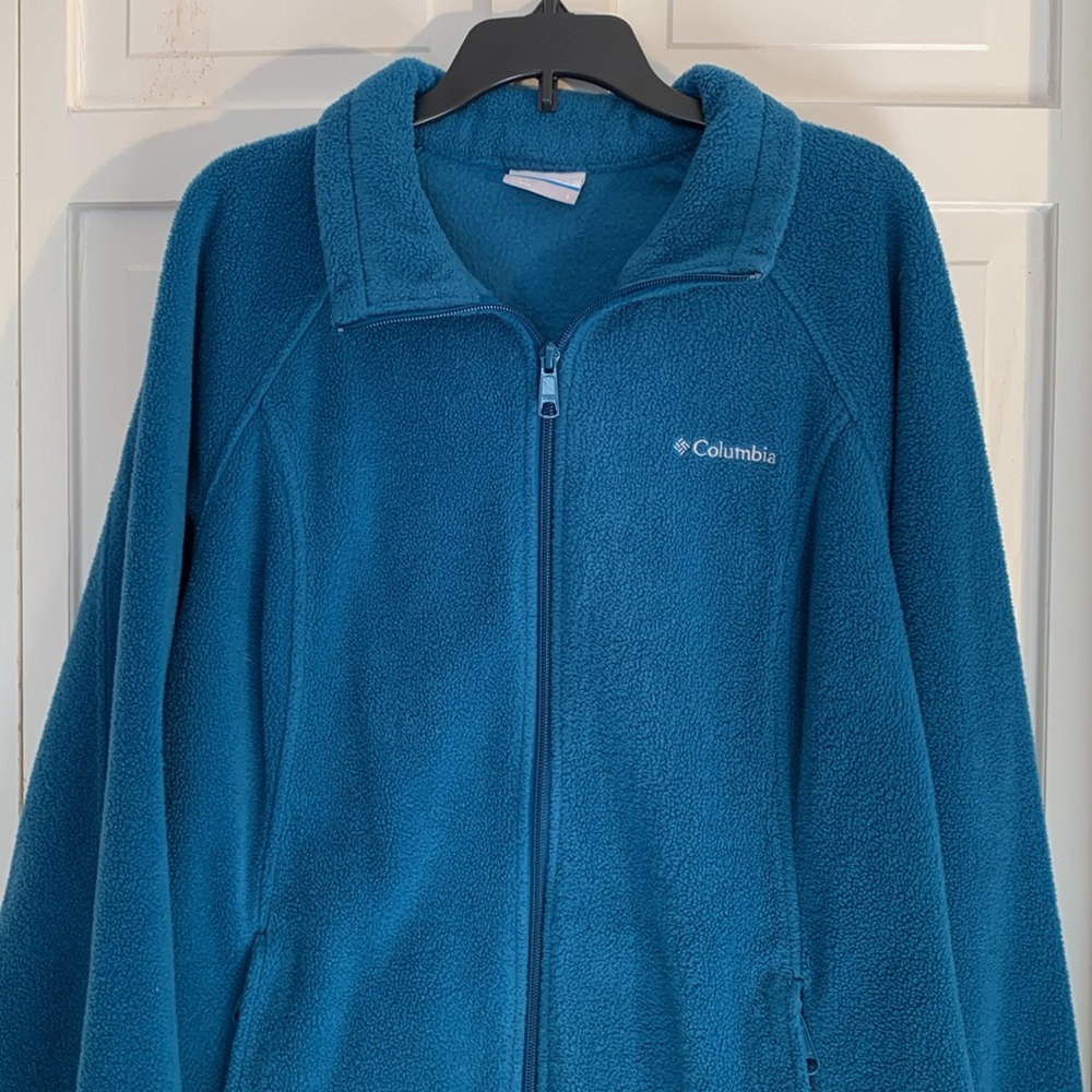 Columbia Blue/Teal Women's Fleece Jacket EUC